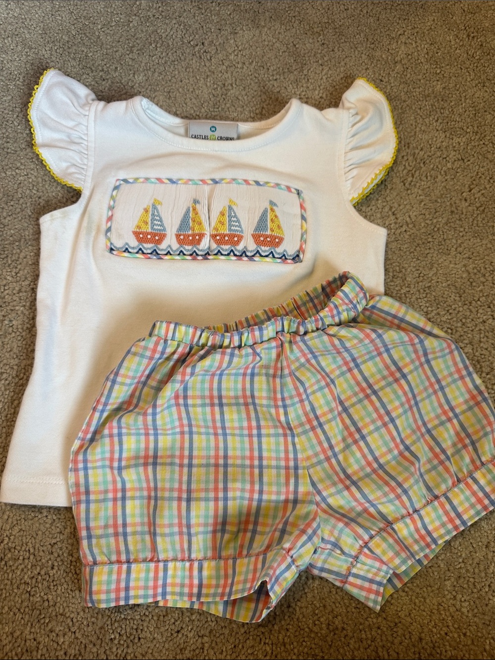 Castles & Crowns White Sailboat Smocked Top & Pastel Plaid Shorts Set